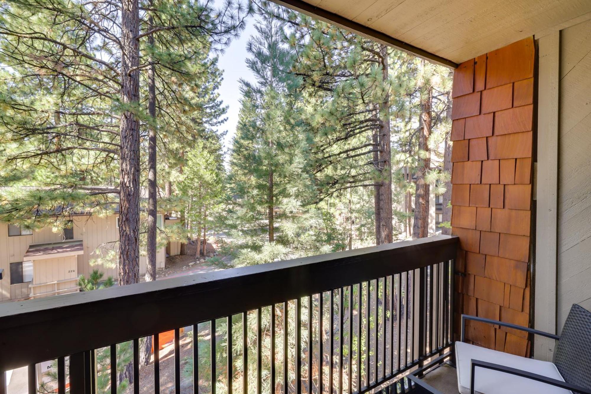 Incline Village Condo With Balcony 1 Mi To Trail! Eksteriør bilde